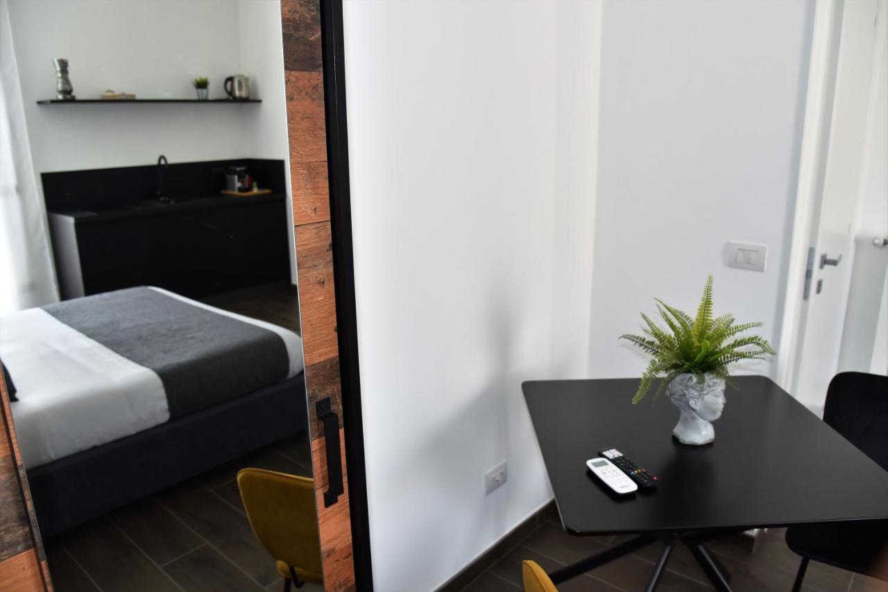 Gl Rooms And Apartments Bari Exteriör bild