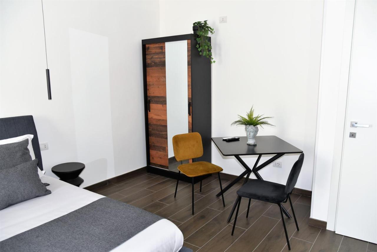 Gl Rooms And Apartments Bari Exteriör bild